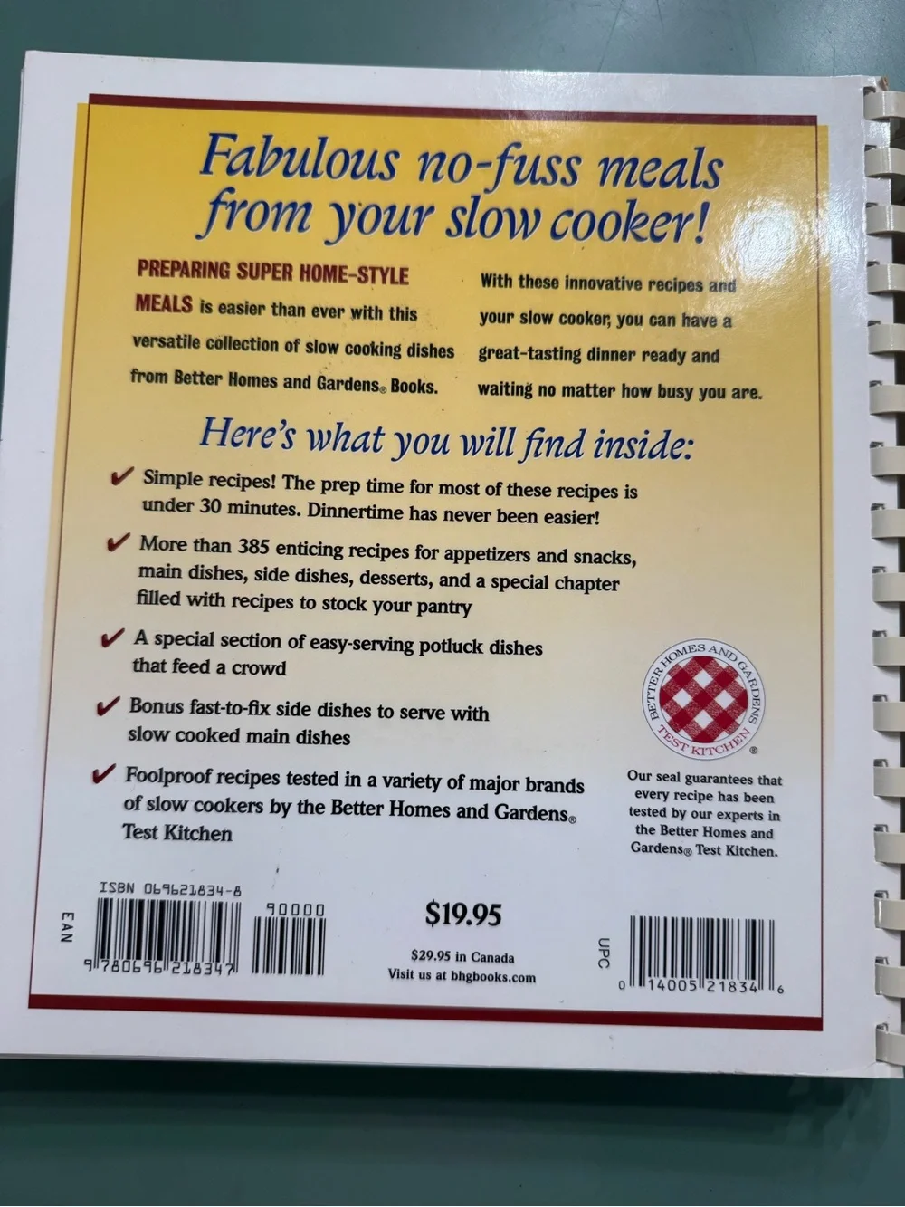 Better Homes and Gardens Simple Slow Cooker Recipes - Yellow soft Cover
